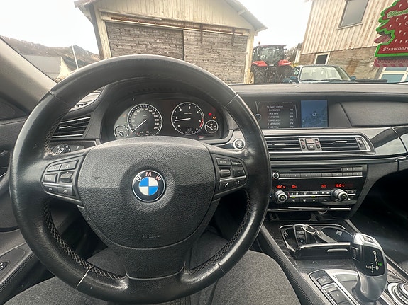 BMW 730d 17 of 23