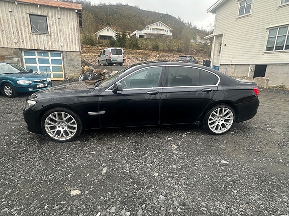 BMW 730d 4 of 23