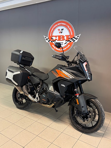 KTM 1290 Super Adventure S 3 of 11