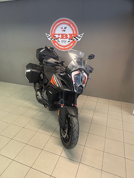 KTM 1290 Super Adventure S 5 of 11