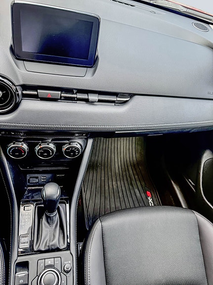 Mazda CX-3 8 of 16