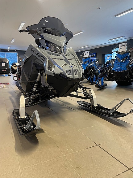 Polaris SKS 650 2 of 3