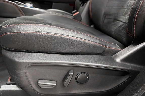 Ford Kuga 14 of 25