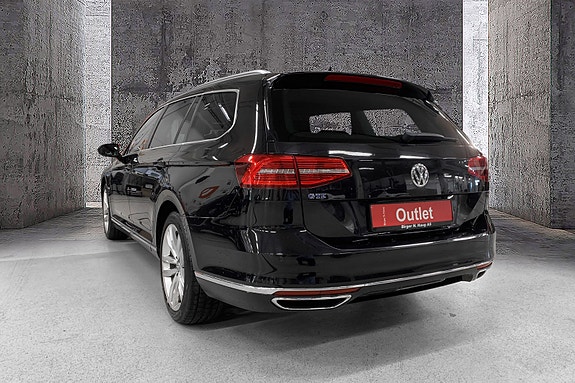 Volkswagen Passat 6 of 13