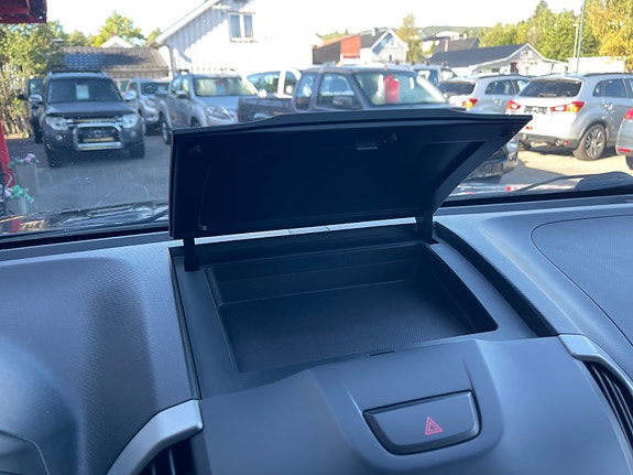 Isuzu 20 of 30
