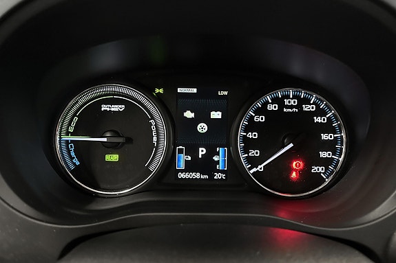 Mitsubishi Outlander 13 of 30