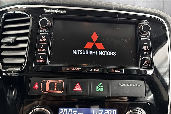 Mitsubishi Outlander 12 of 30