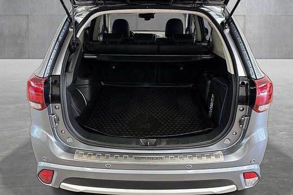 Mitsubishi Outlander 17 of 30