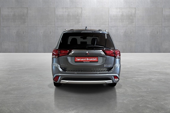 Mitsubishi Outlander 4 of 30