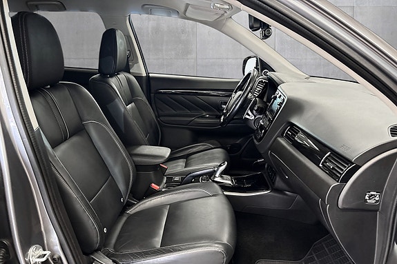 Mitsubishi Outlander 14 of 30