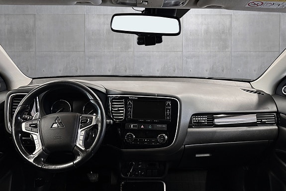Mitsubishi Outlander 10 of 30