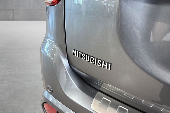 Mitsubishi Outlander 21 of 30
