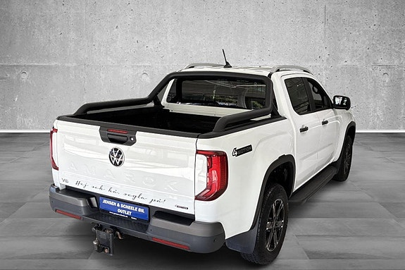 Volkswagen Amarok 11 of 14