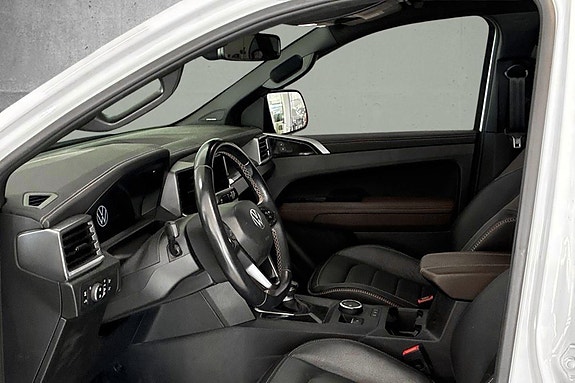 Volkswagen Amarok 14 of 14