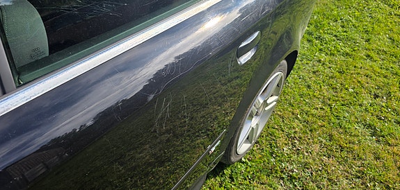 Audi A4 8 of 16