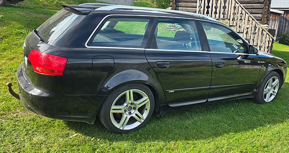 Audi A4 2 of 16
