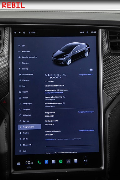 Tesla Model X 18 of 30