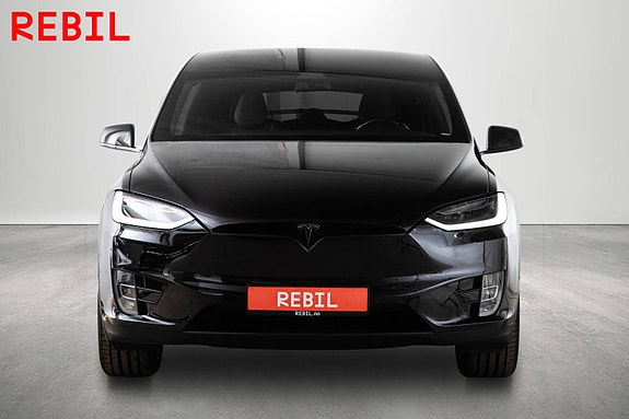 Tesla Model X 3 of 30