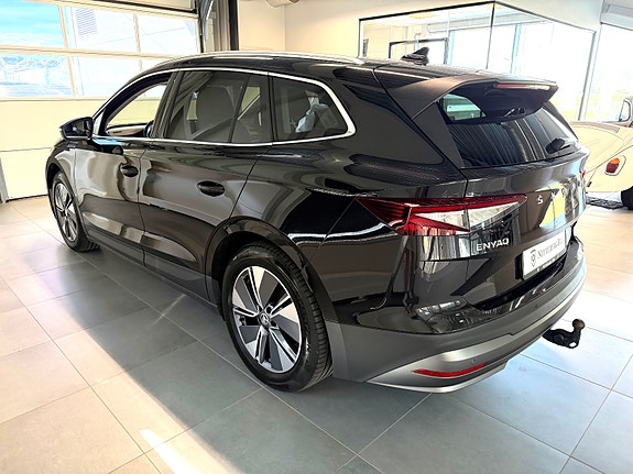 Skoda Enyaq 4 of 17