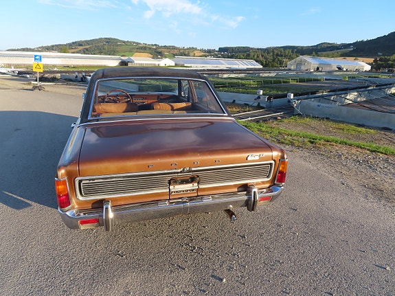Ford Taunus 8 of 30