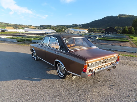 Ford Taunus 7 of 30