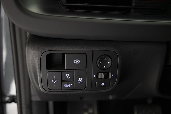 Hyundai Ioniq 6 18 of 27