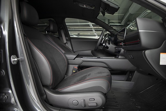 Hyundai Ioniq 6 26 of 27