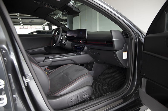 Hyundai Ioniq 6 25 of 27