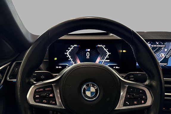 BMW i4 12 of 30