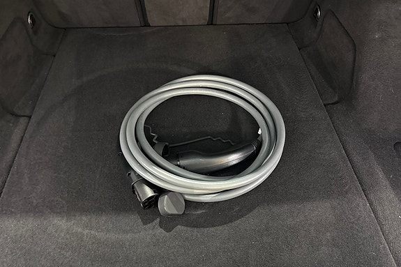 BMW i4 19 of 30