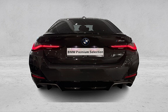BMW i4 4 of 30