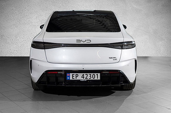 BYD Seal 6 of 27