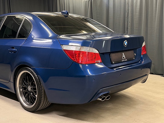 BMW 520i 19 of 30