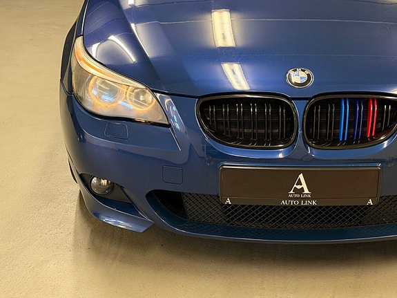 BMW 520i 5 of 30