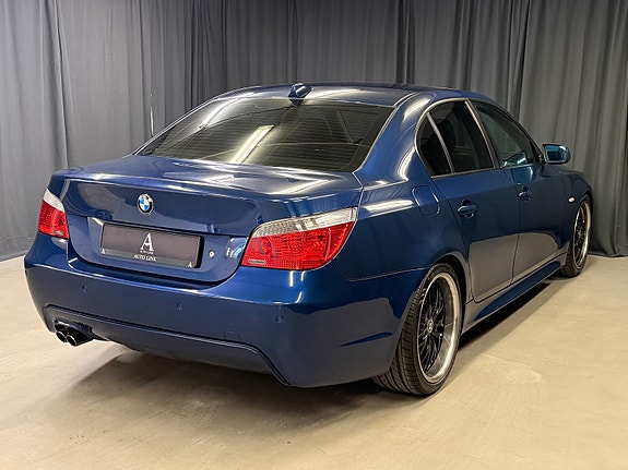 BMW 520i 17 of 30