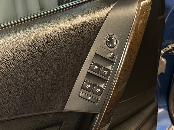 BMW 520i 22 of 30