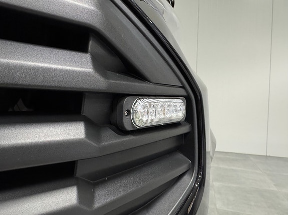 Ford Transit Custom 320L 19 of 30
