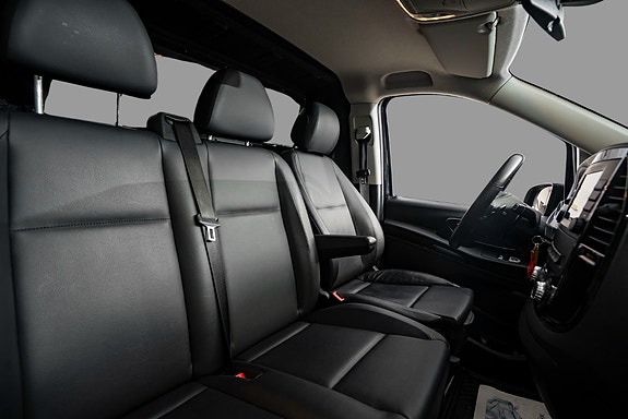 Mercedes-Benz Vito 24 of 24