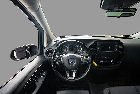 Mercedes-Benz Vito 13 of 24