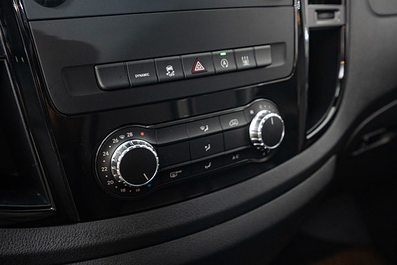 Mercedes-Benz Vito 18 of 24
