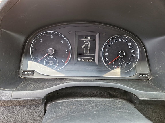 Volkswagen Caddy Maxi 11 of 13