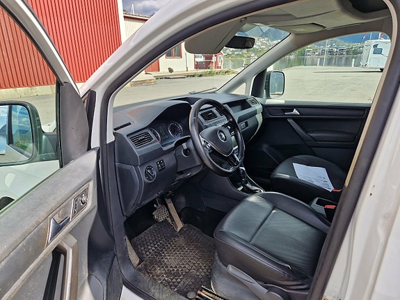 Volkswagen Caddy Maxi 6 of 13