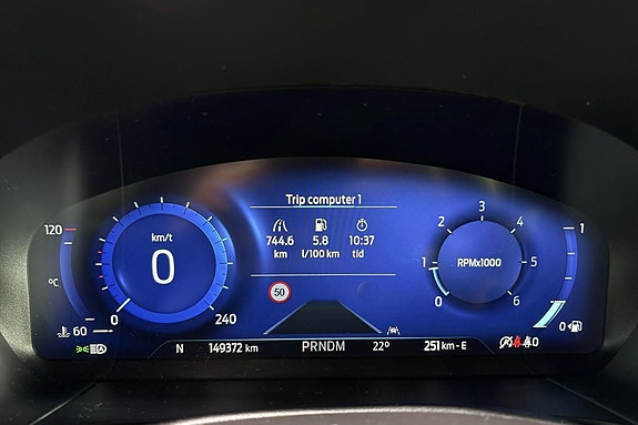 Ford Kuga 12 of 29