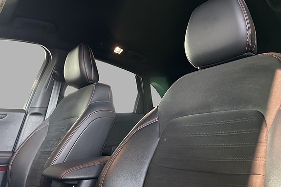 Ford Kuga 25 of 29