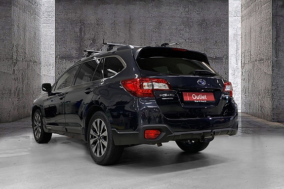 Subaru Outback 4 of 15
