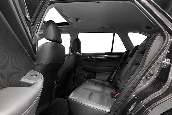 Subaru Outback 13 of 15
