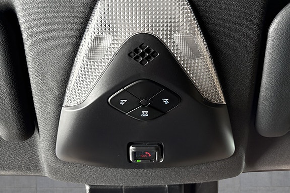 Toyota C-HR 25 of 27