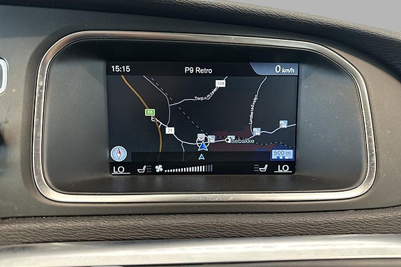 Volvo V40 Cross Country 17 of 23