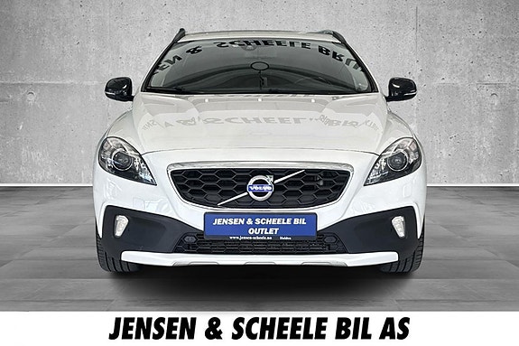 Volvo V40 Cross Country 3 of 23