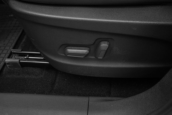 Maxus Euniq 6 13 of 25